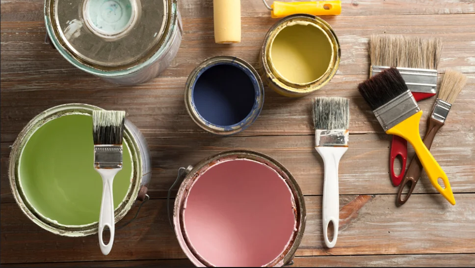 The Difference Between Water Based Paints and Solvent Based Paint